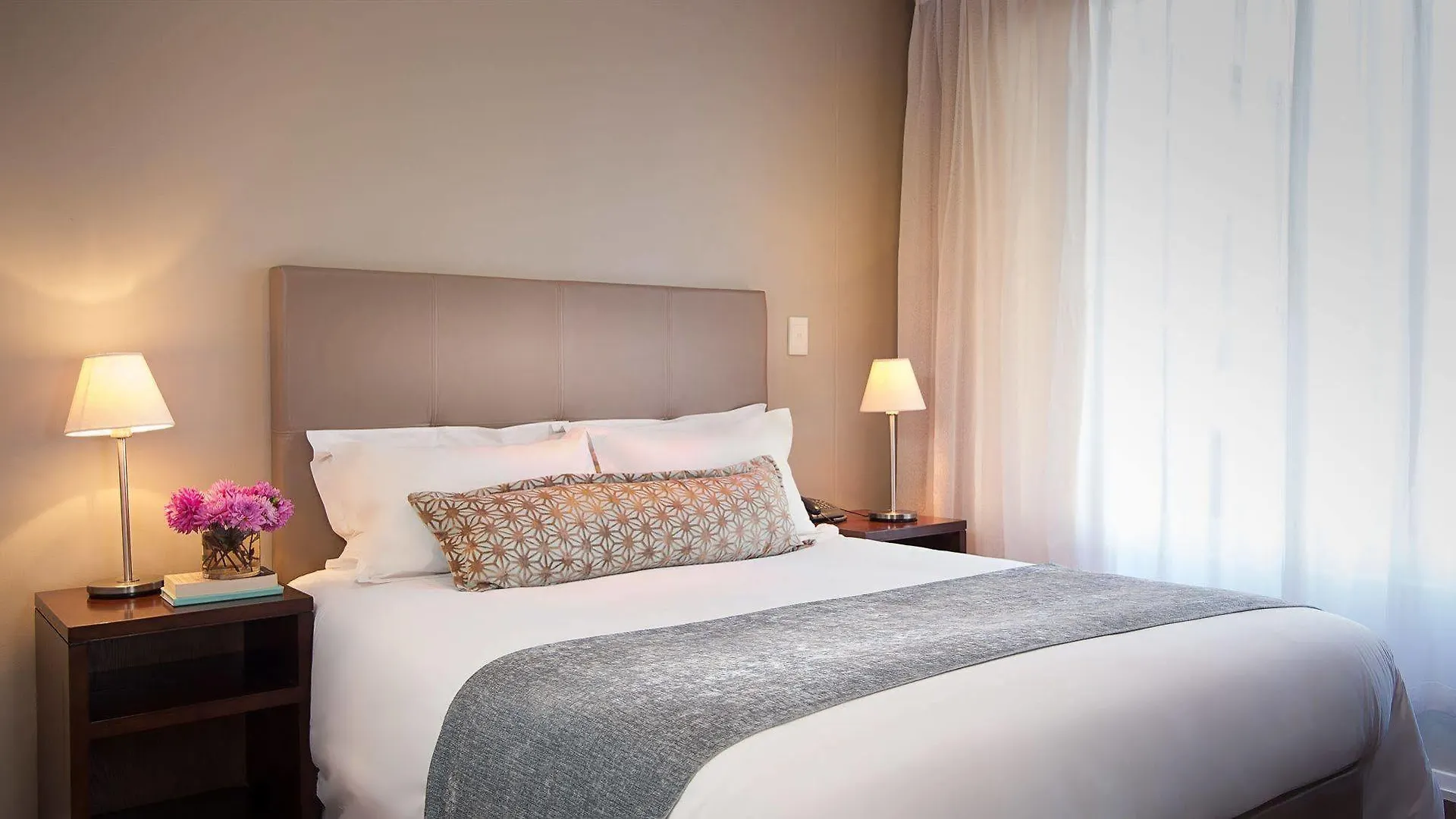 Sunstays Lagoon Beach Bloubergstrand South Africa