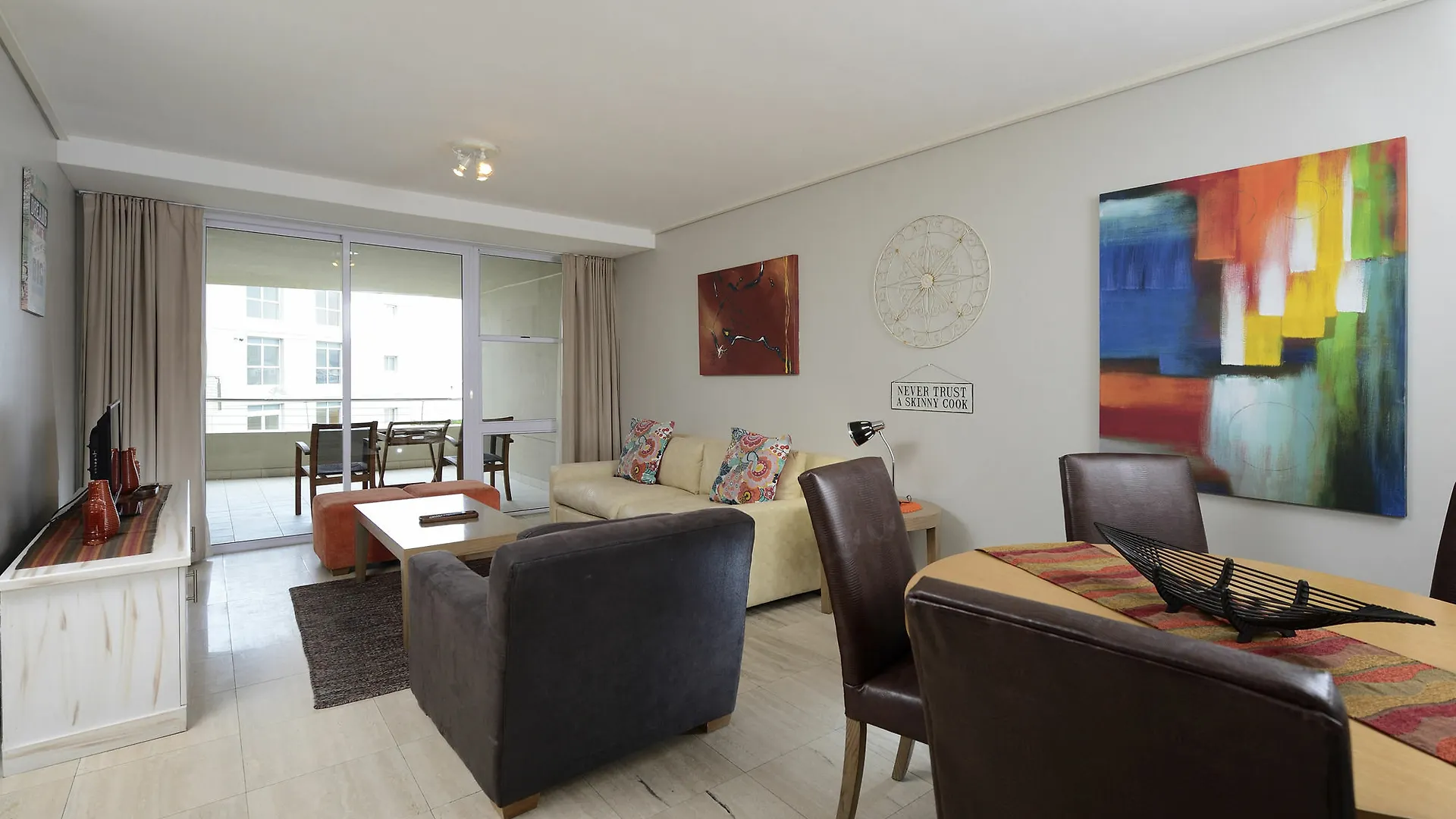 Sunstays Lagoon Beach Bloubergstrand